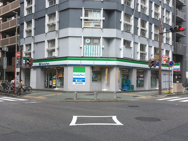 ファミリーマート 栄武平通店